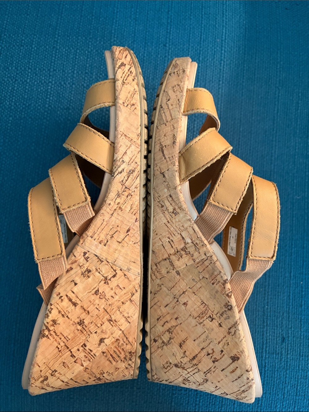 Crocs A-Leigh Wedge Sandals - Picture 7 of 9
